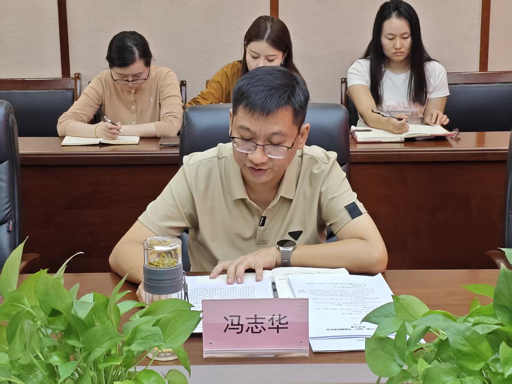 68db8067f317e.jpg 4fae47d3222265a2ae3cf6483c98b2c7.jpg