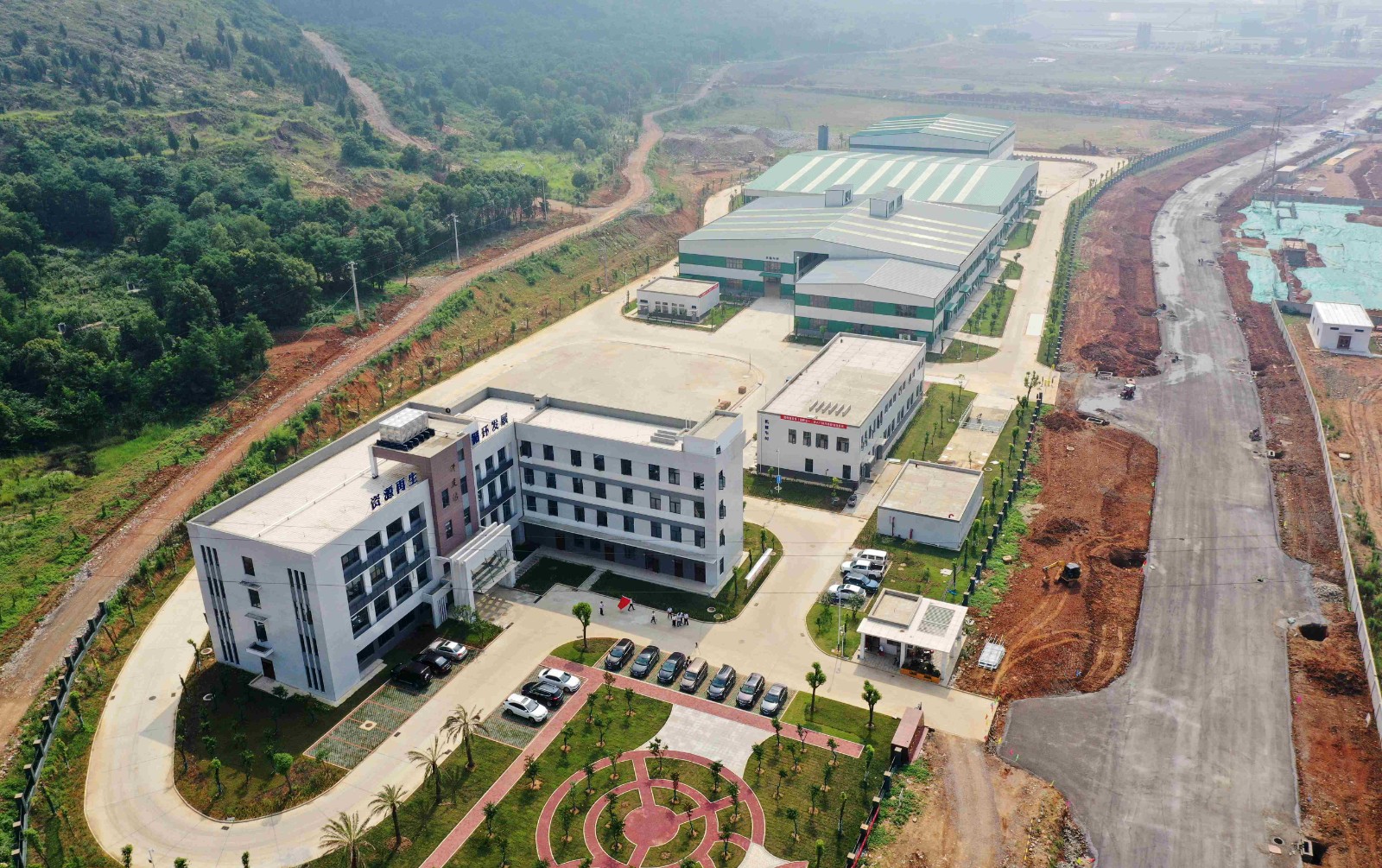 69605b526fe9d.jpg 3.再生建材公司鸟瞰图_网站用.jpg