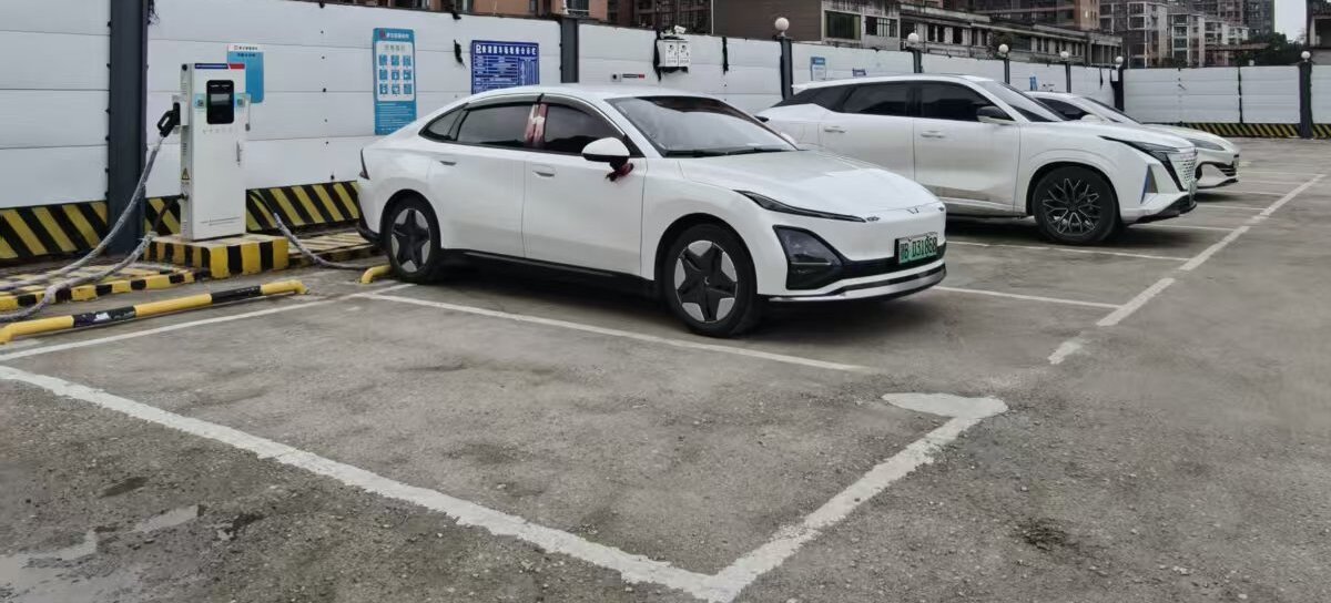 69b9fc2b92d6e.jpg b5ba0096765744fab83cfe4a283bb1b2.jpg